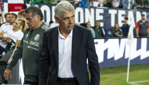 Tuca Ferretti durante un partido de la Selección Mexicana