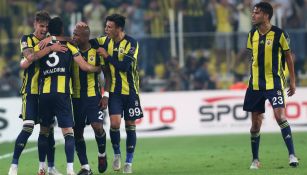 Fenerbahce celebra su anotación ante el Besiktas