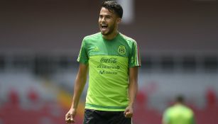 Diego Reyes, durante el entrenamiento con el Tri