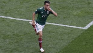 Lozano celebra su anotación contra Alemania en el Mundial 