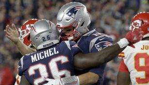 Brady y Michel celebran anotación de los Pats