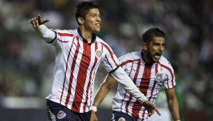 Zaldivar festeja gol de Chivas