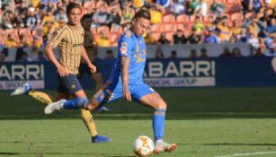 Vargas durante partido vs Pumas