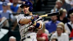 José Altuve durante un juego de los Astros