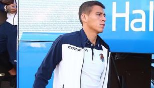 Héctor Moreno baja del autobús de la Real Sociedad