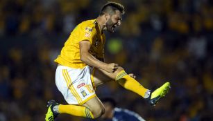 André-Pierre Gignac en festejo contra Veracruz