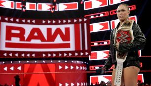 Ronda Rousey en una lucha en RAW