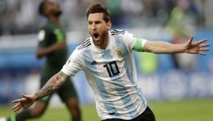 Messi festejando gol con Argentina 
