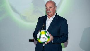 Bonilla en la presentación del balón para el Clausura 2019