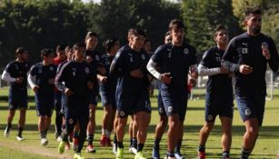 Chivas durante un entrenamiento