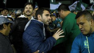 Boselli ingresa a las tribunas del Estadio León