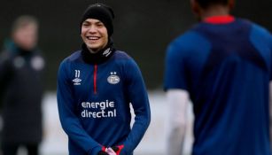 Lozano en un entrenamiento del PSV