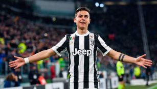 Dybala festejando un gol con la Juventus 