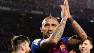 Arturo Vidal celebra una anotación con el Barcelona