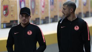 Nico Castillo y Guido, en llegada de América al Estadio Azteca