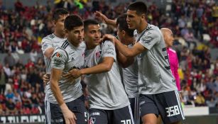 Jugadores del Atlas festejan un gol