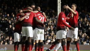Jugadores del Man Utd festejan un gol frente al Fulham