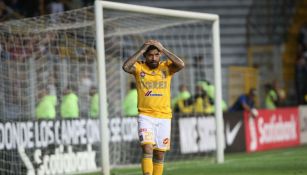 Javier Aquino lamenta una falla con Tigres