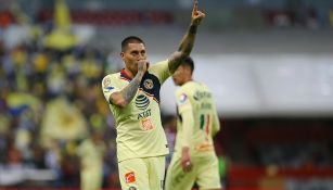 Castillo festeja uno de sus goles