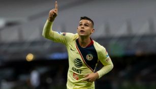 Nicolás Benedetti festeja su primer gol con las Águilas
