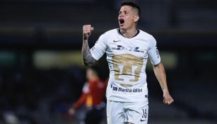 Iturbe festeja uno de sus goles contra Zacatepec