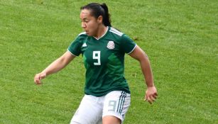 Charlyn Corral durante encuentro de la Selección Mexicana 