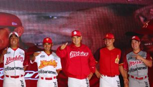 Diablos Rojos en la presentación de sus nuevos uniformes 