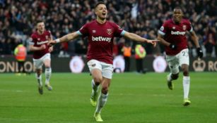 Chicharito festeja notación con West Ham United 