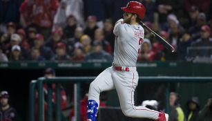 Bryce Harper durante un partido de los Phillies