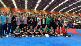 Delegación mexicana de taekwondo presume sus medallas