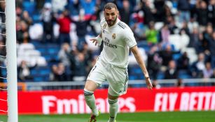 Benzema festeja anotación con el Real Madrid 