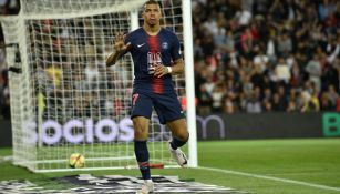 Kylian Mbappé festeja gol con el PSG