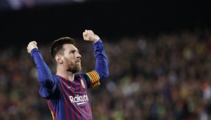 Messi festeja gol ante Liverpool