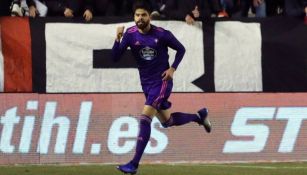 Néstor Araujo, durante un duelo con Celta de Vigo