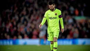 Leo Messi en lamento tras un gol del Liverpool