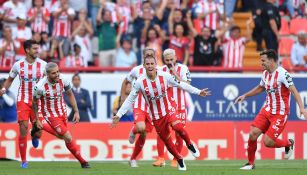 Así festejaron los jugadores del Necaxa el gol contra Rayados 