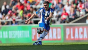 Héctor Herrera durante un partido del Porto