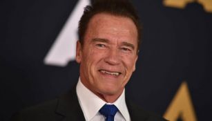 Arnold Schwarzenegger durante una alfombra roja 