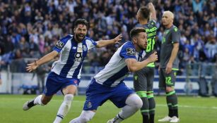 Herrera festeja anotación con Porto 