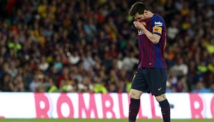 Leo Messi en lamento durante un encuentro ante el Valencia 