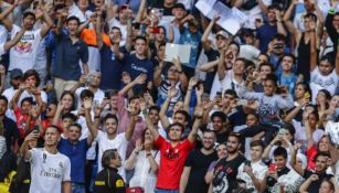 Hazard durante su presentación con Real Madrid