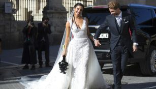 Pilar Rubio y Sergio Ramos tras salir de la catedral donde se casaron 