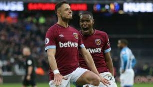 Chicharito festeja anotación con el West Ham 