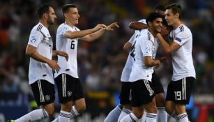 Jugadores de Alemania Sub 21 festeja un gol en el Europeo