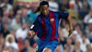 Ronaldinho durante un partido con el Barcelona 