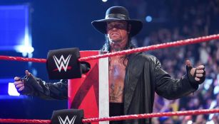 The Undertaker regresa a RAW