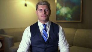 Cody Rhodes hace un anuncio para AEW