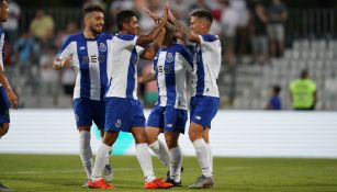 Jesús Corona celebra uno de sus goles en la pretemporada del Porto