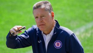 Ricardo Peláez durante un entrenamiento con Cruz Azul 