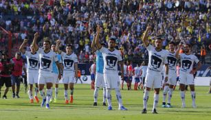 Jugadores de Pumas festejan triunfo sobre Atlético San Luis